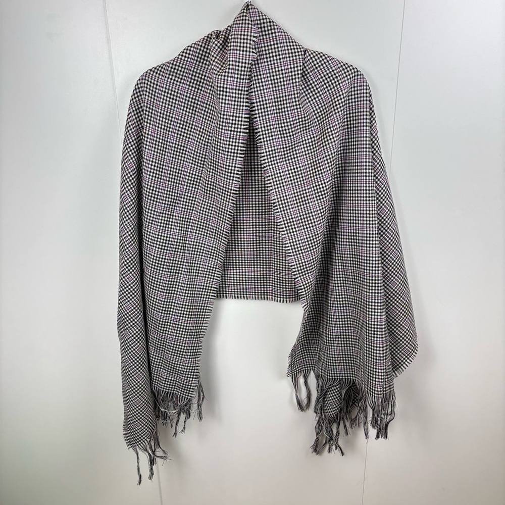 Ingles Buchan Pure Wool Black White Checkered Shawl Wrap Fringed Scotland Tartan